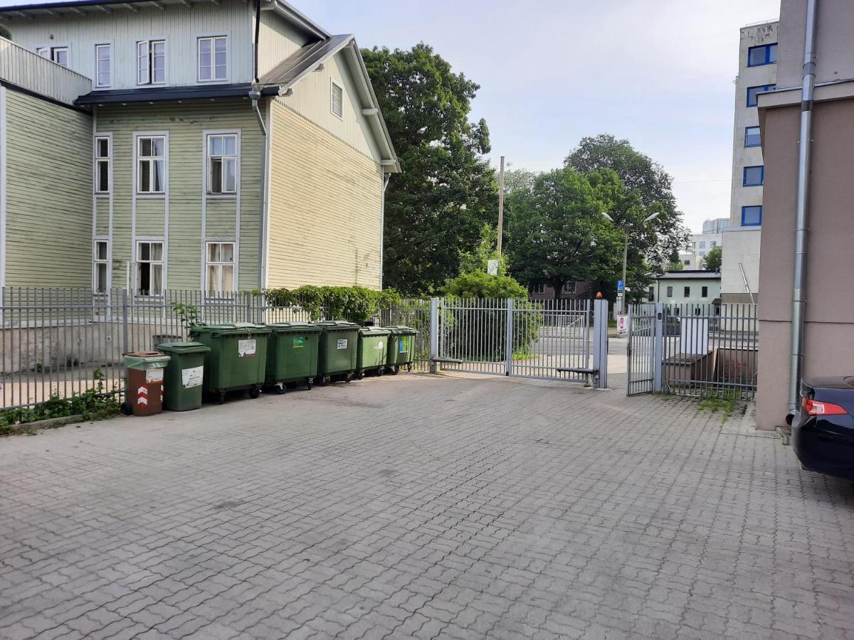 3 Room Central Apartmend 90M2 Parking For One Car Fifth Floor And The Building Does Not Have An Elevator Tallinn Eksteriør billede